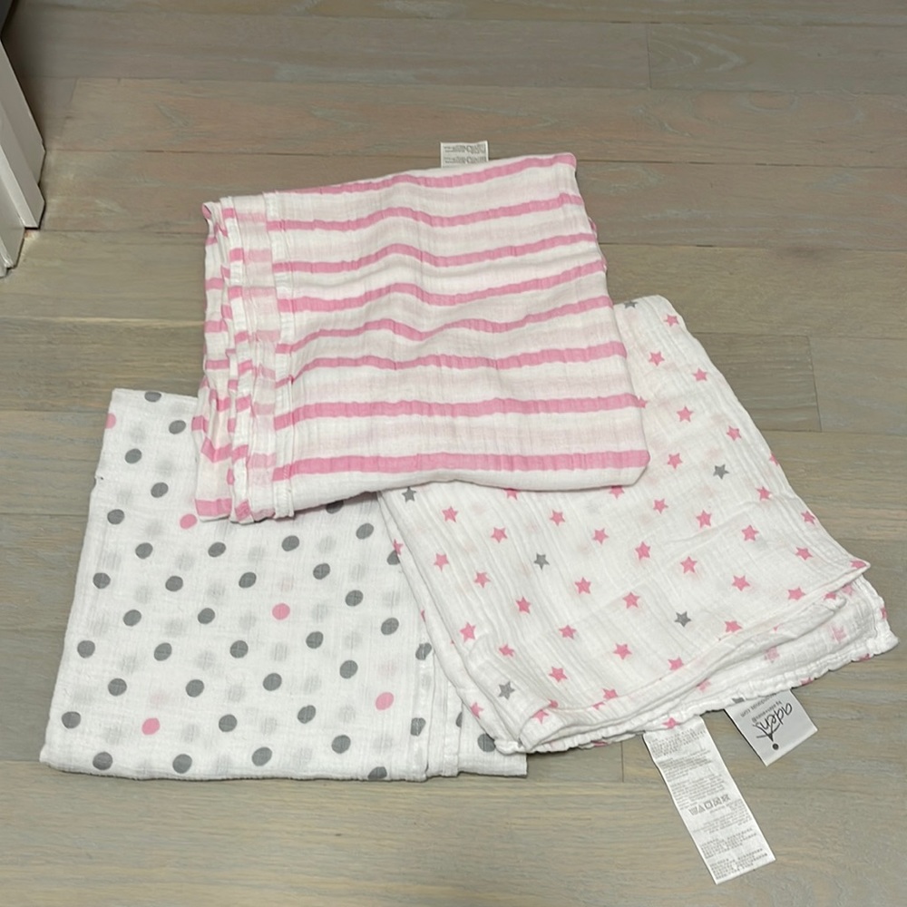 Swaddle Blankets